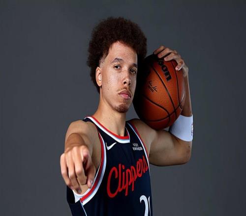 組織和串聯能力相當不錯，快船第三陣容中還隱藏著一個小保羅